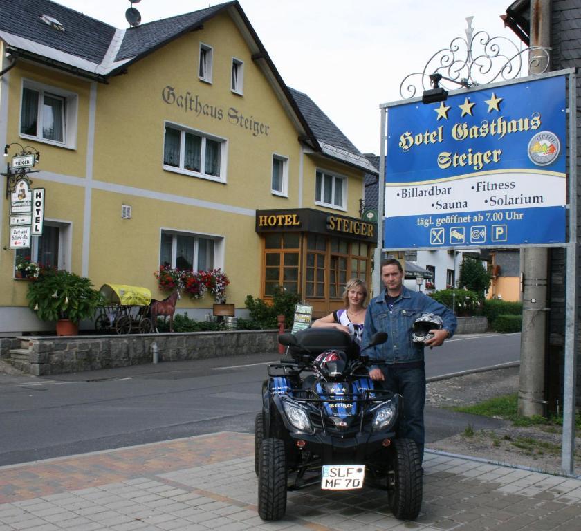 Hotel-Gasthaus Steiger Gräfenthal Esterno foto
