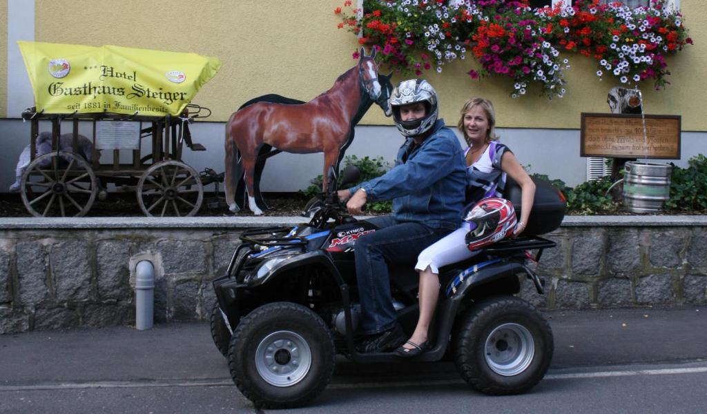 Hotel-Gasthaus Steiger Gräfenthal Esterno foto