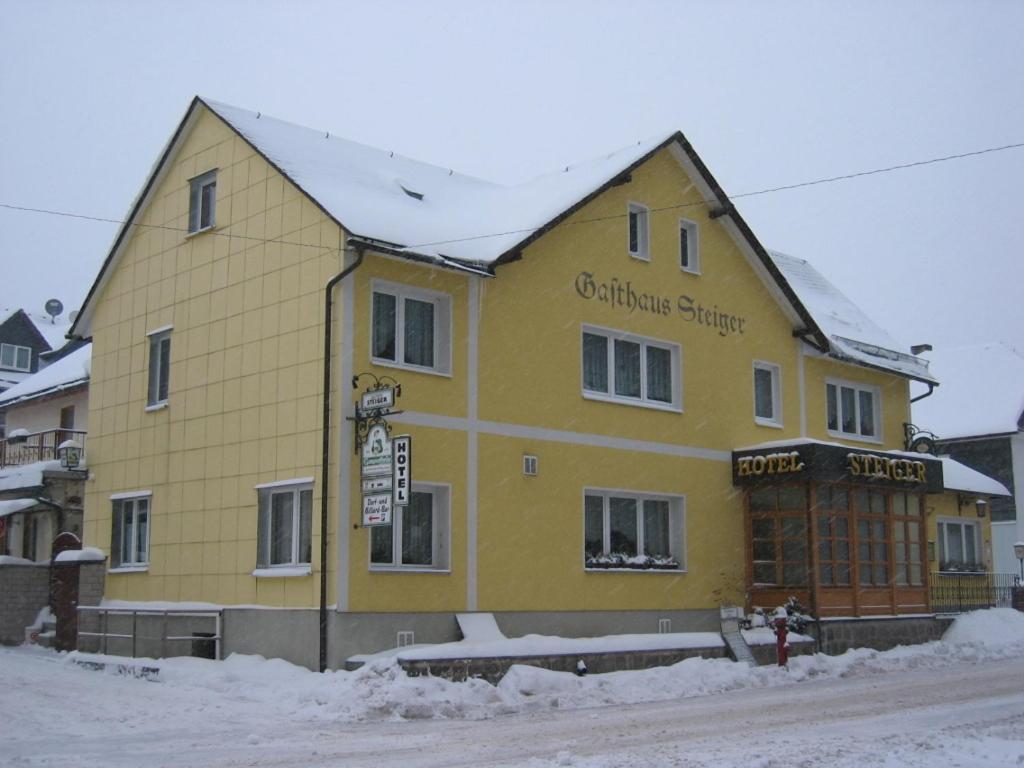 Hotel-Gasthaus Steiger Gräfenthal Esterno foto