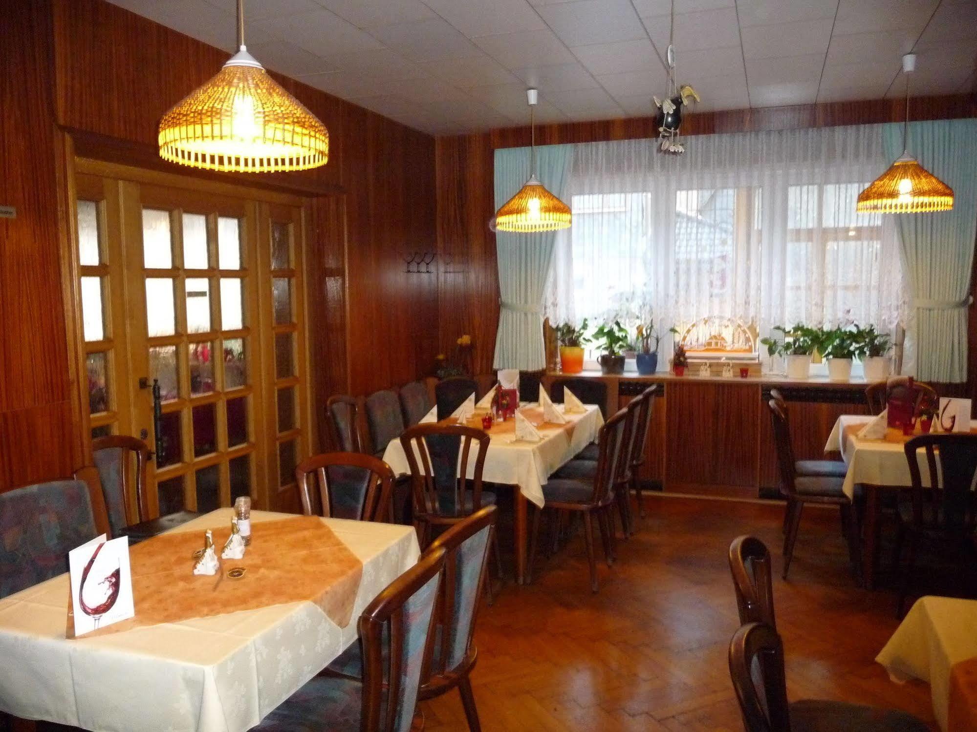 Hotel-Gasthaus Steiger Gräfenthal Esterno foto