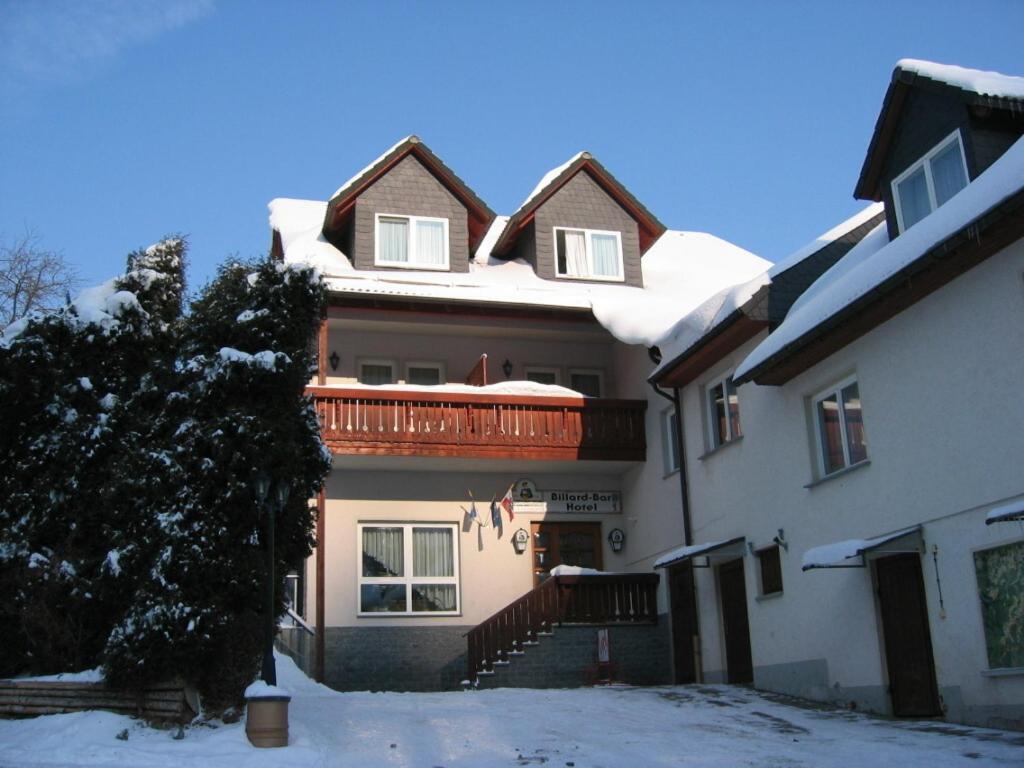 Hotel-Gasthaus Steiger Gräfenthal Esterno foto